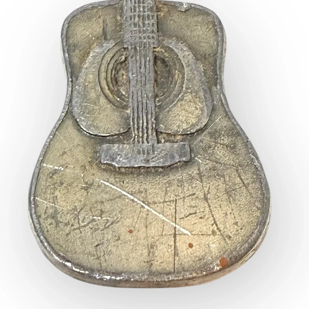 Incomplete Vintage Acoustic Guitar Belt Buckle 1979 Indiana Metal Craft Pewter L - Picture 2 of 5